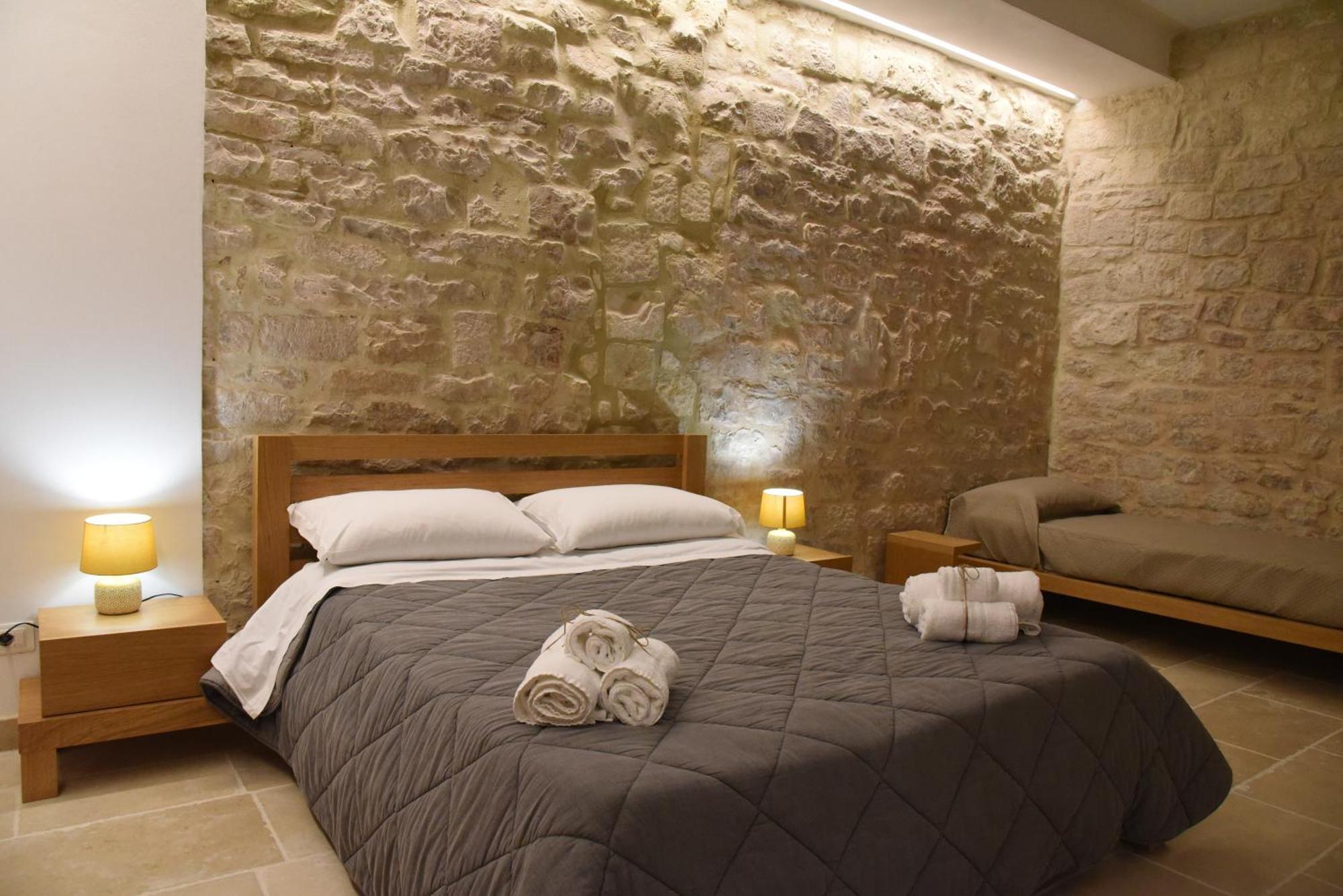 Altemura Suites Bari Exteriör bild