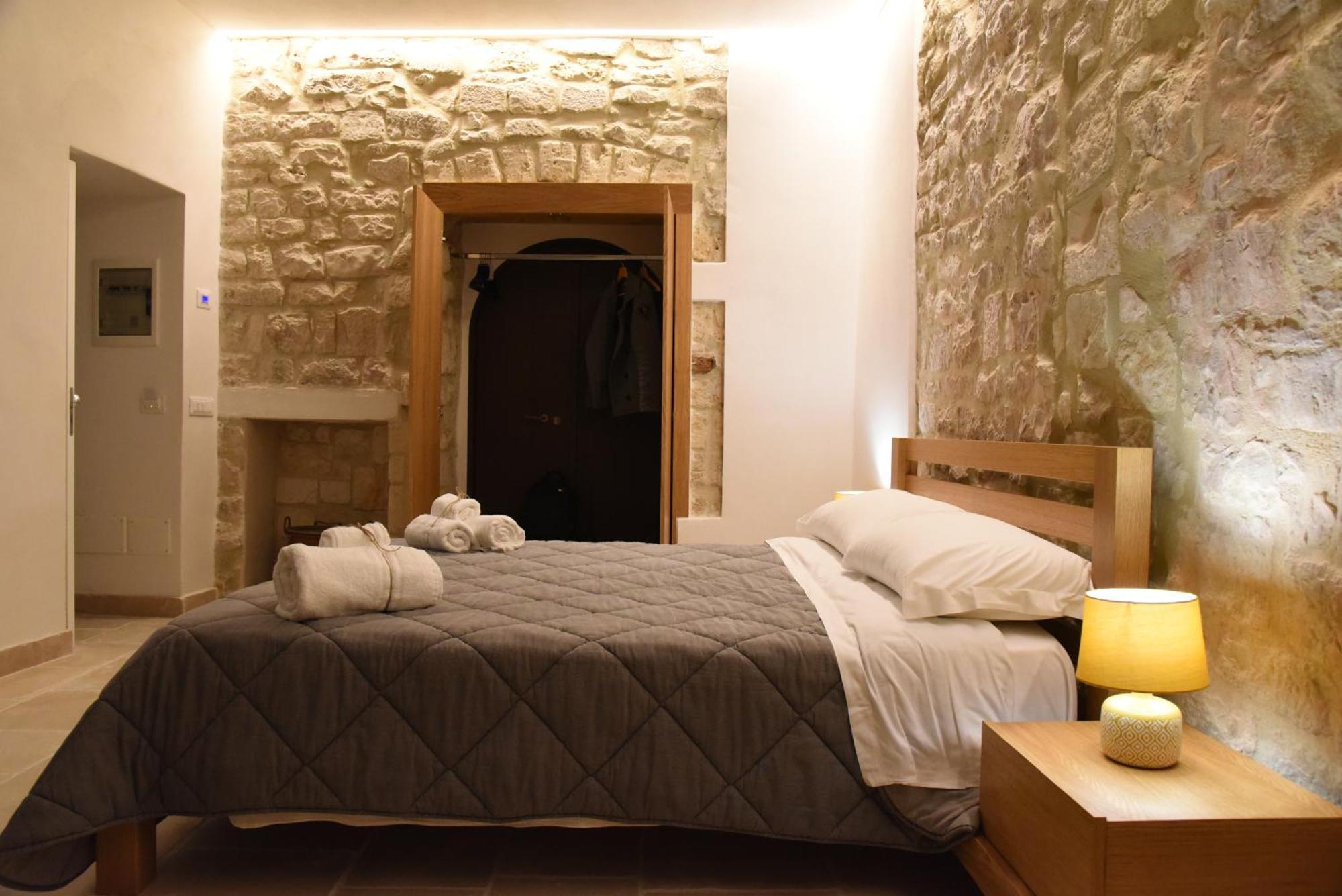 Altemura Suites Bari Exteriör bild